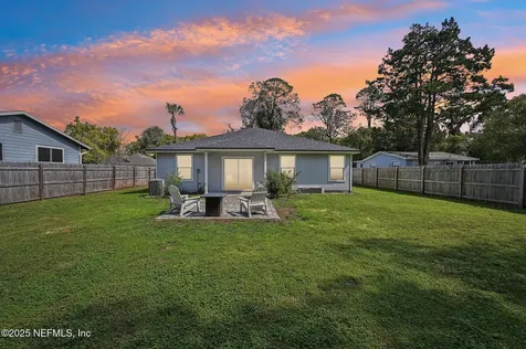 411 N Cypress Avenue Green Cove Springs FL 32043