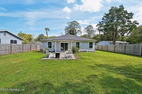411 N Cypress Avenue Green Cove Springs FL 32043
