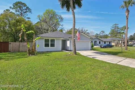 411 N Cypress Avenue Green Cove Springs FL 32043