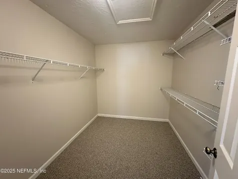 4044 Mizner Court Jacksonville FL 32217
