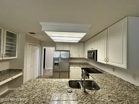 4044 Mizner Court Jacksonville FL 32217