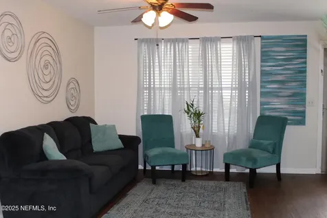 4741 Lincrest Drive N Jacksonville FL 32208