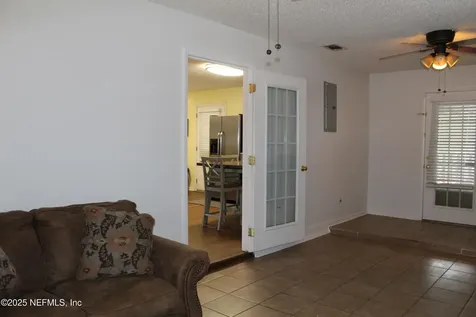4741 Lincrest Drive N Jacksonville FL 32208