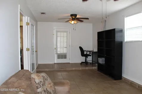 4741 Lincrest Drive N Jacksonville FL 32208
