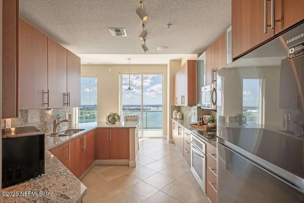 1431 Riverplace Boulevard Jacksonville FL 32207