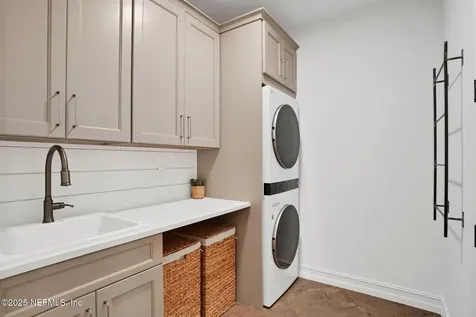4137 Sunrise Cove Way Jacksonville FL 32250