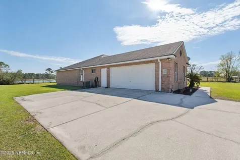 2683 Henley Road Green Cove Springs FL 32043