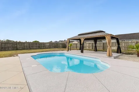 2538 Royal Pointe Drive Green Cove Springs FL 32043