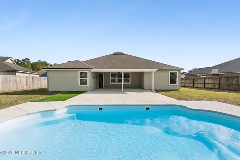 2538 Royal Pointe Drive Green Cove Springs FL 32043