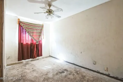 616 Palmetto Street Welaka FL 32193