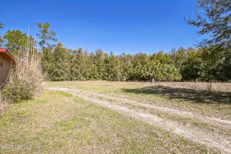 616 Palmetto Street Welaka FL 32193