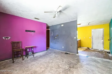 616 Palmetto Street Welaka FL 32193