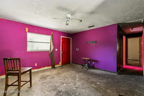 616 Palmetto Street Welaka FL 32193