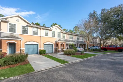 5879 Moonstone Court Jacksonville FL 32258