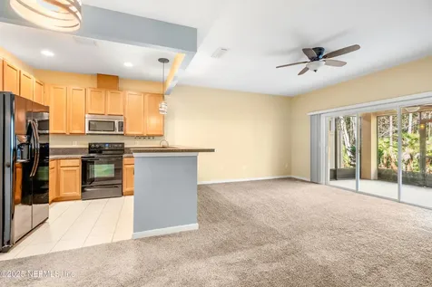 5879 Moonstone Court Jacksonville FL 32258
