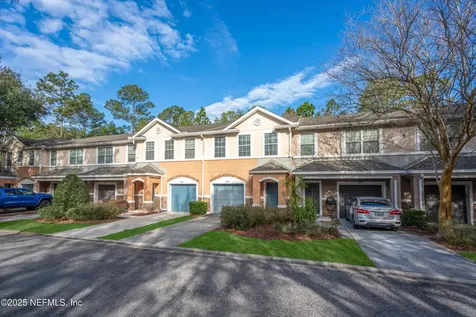 5879 Moonstone Court Jacksonville FL 32258