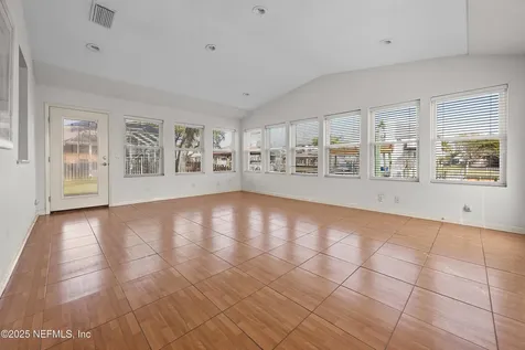 4263 Tideview Drive Jacksonville FL 32250