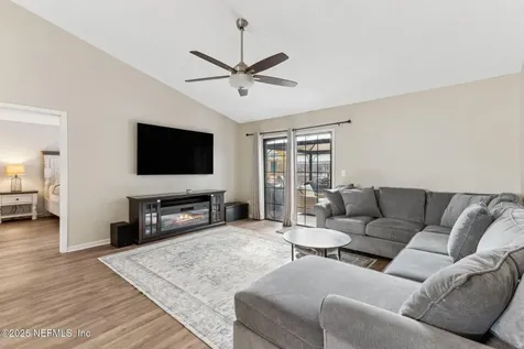 1660 Hawkins Cove Drive W Jacksonville FL 32246
