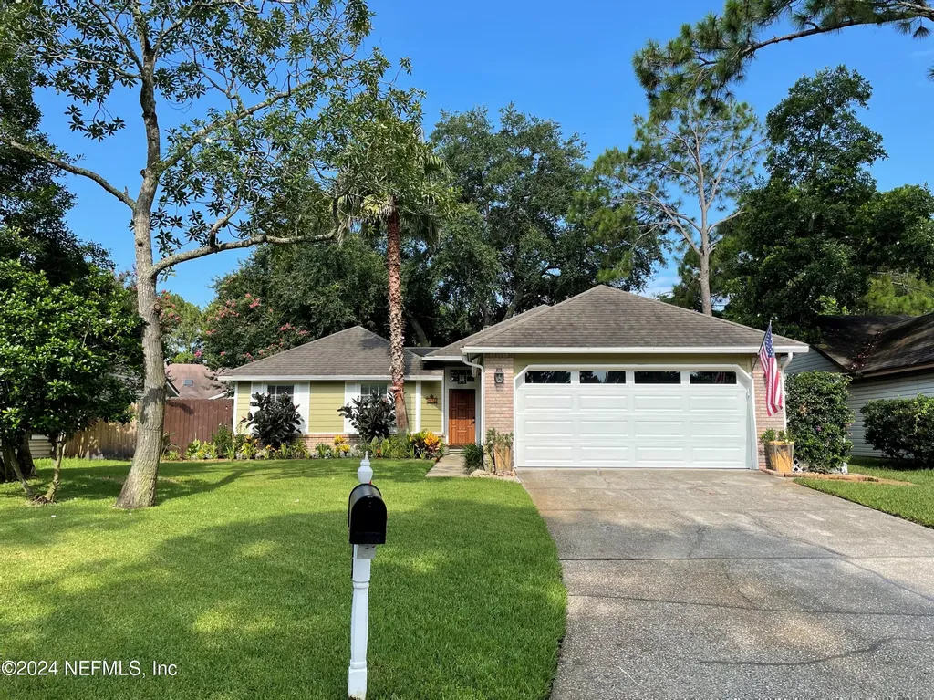 2156 Heath Green Place N Jacksonville FL 32246