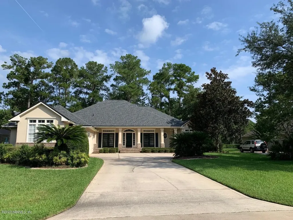 1700 Colonial Drive Green Cove Springs FL 32043