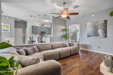 2827 Sweetholly Drive Jacksonville FL 32223