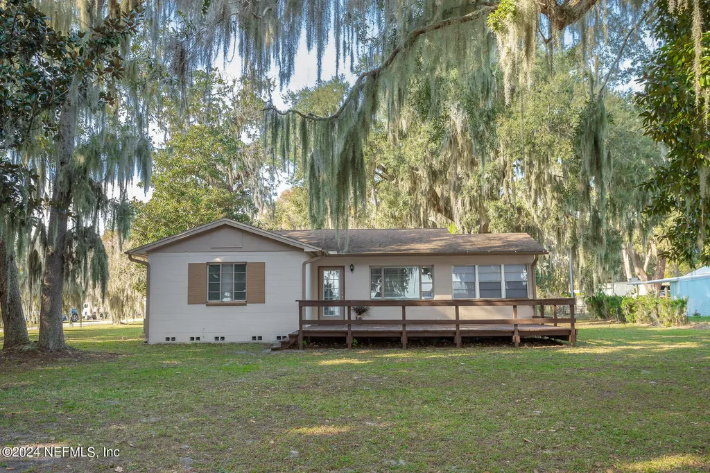 120 Cheffey Road Palatka FL 32177