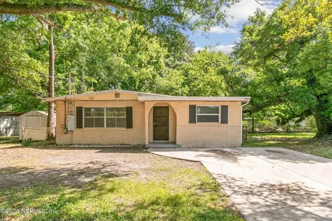7527 Oriole Street Jacksonville FL 32208