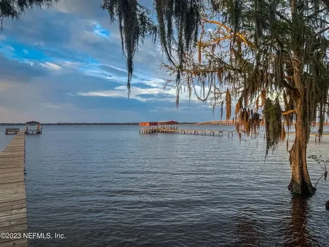 3957 Susan Drive Green Cove Springs FL 32043
