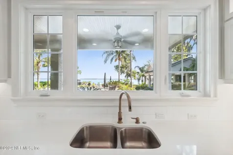 3957 Susan Drive Green Cove Springs FL 32043