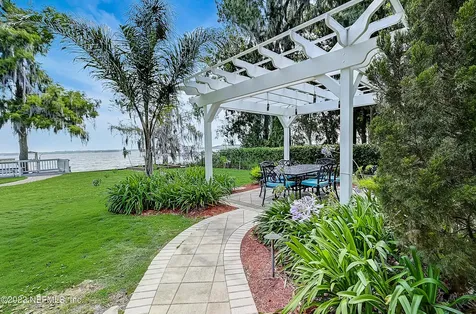 3957 Susan Drive Green Cove Springs FL 32043