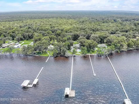 3957 Susan Drive Green Cove Springs FL 32043