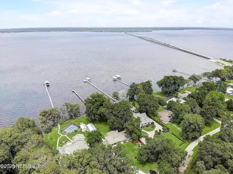 3957 Susan Drive Green Cove Springs FL 32043
