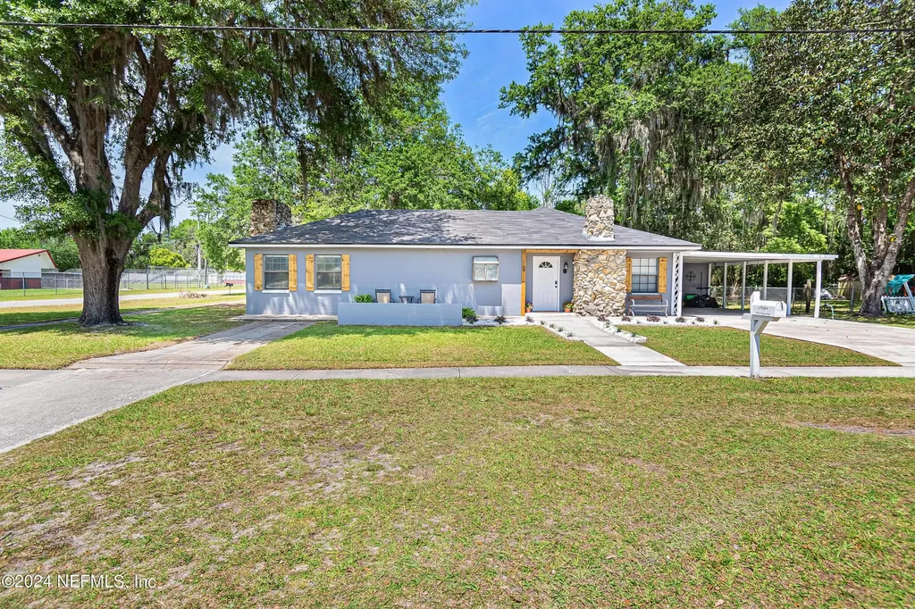 169 W Shuey Avenue Macclenny FL 32063
