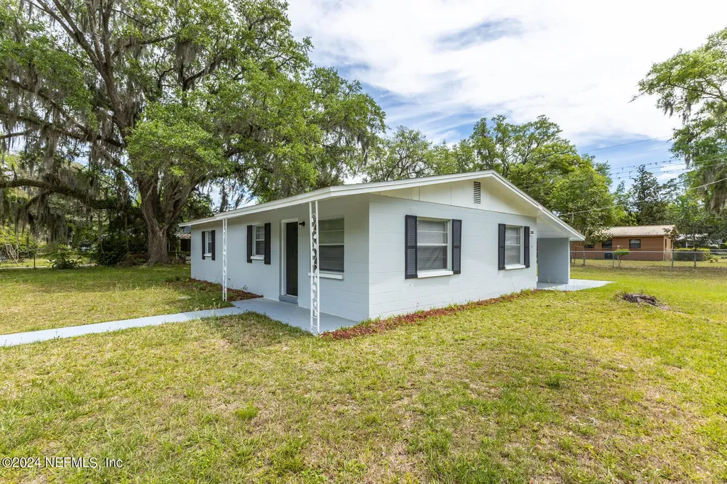 22601 SE 58th Place Hawthorne FL 32640