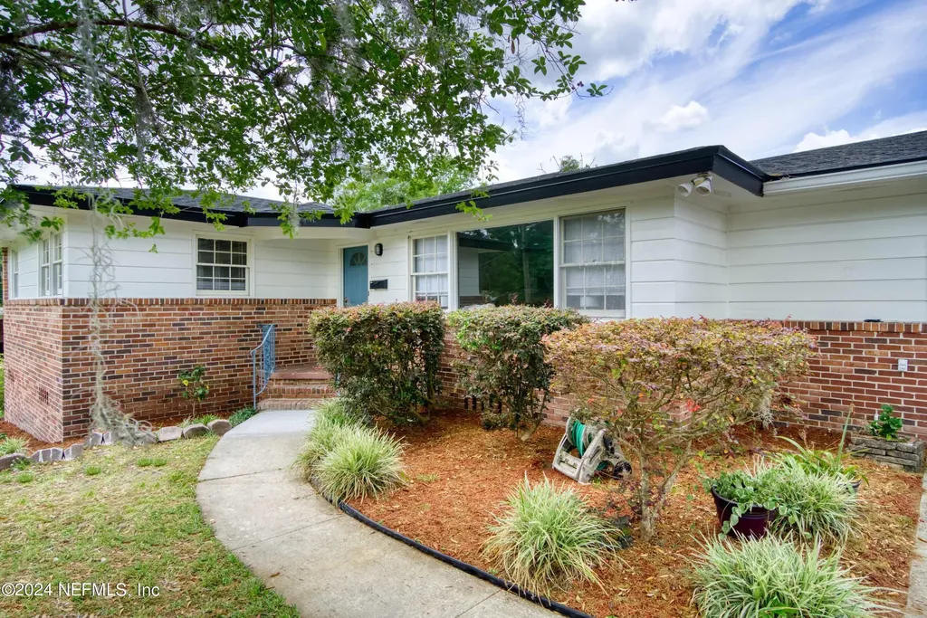 1738 Westminister Avenue Jacksonville FL 32210