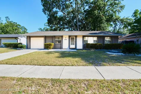 8070 Wiclif Court Jacksonville FL 32244