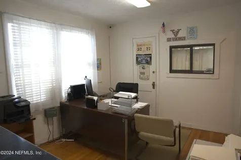 825 Edgewood Avenue W Jacksonville FL 32208
