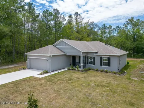 4725 Jonathan Street Hastings FL 32145