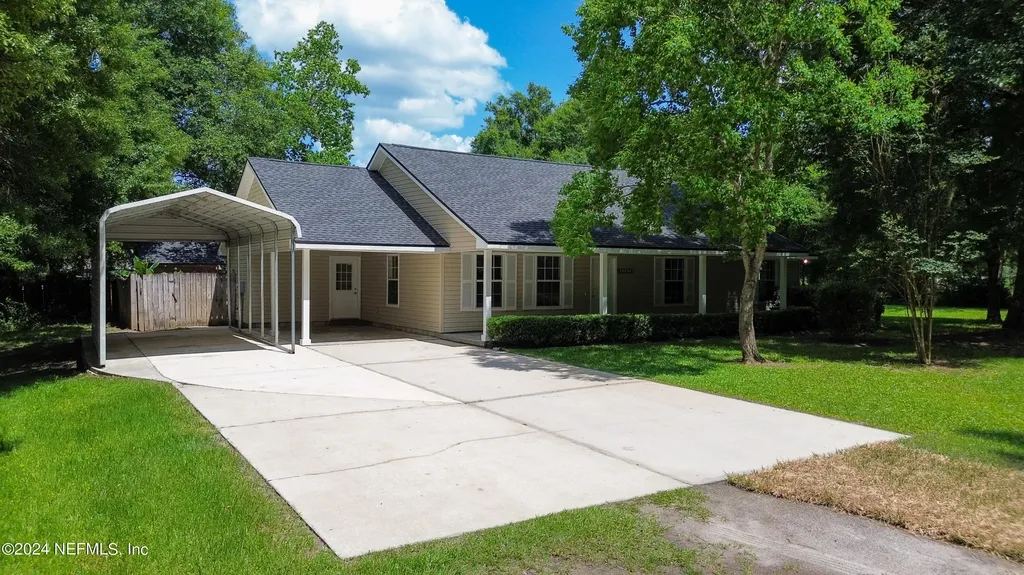 27275 Minnesota Street Hilliard FL 32046