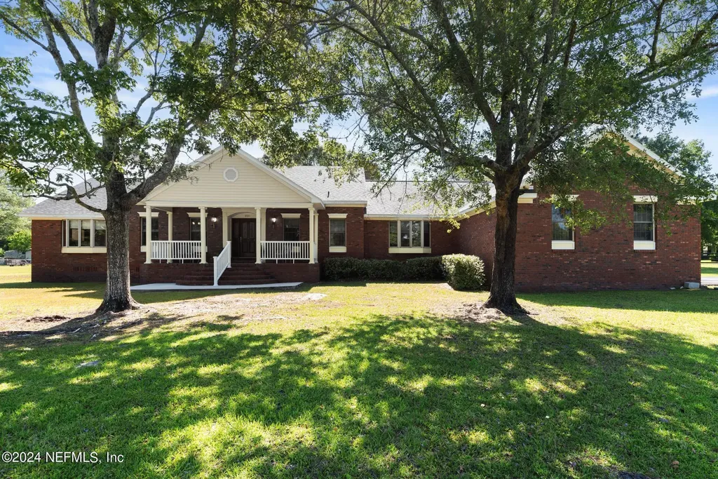 8831 Quail Roost Court Jacksonville FL 32220