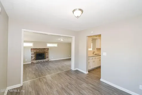 6238 Green Pine Lane Jacksonville FL 32277