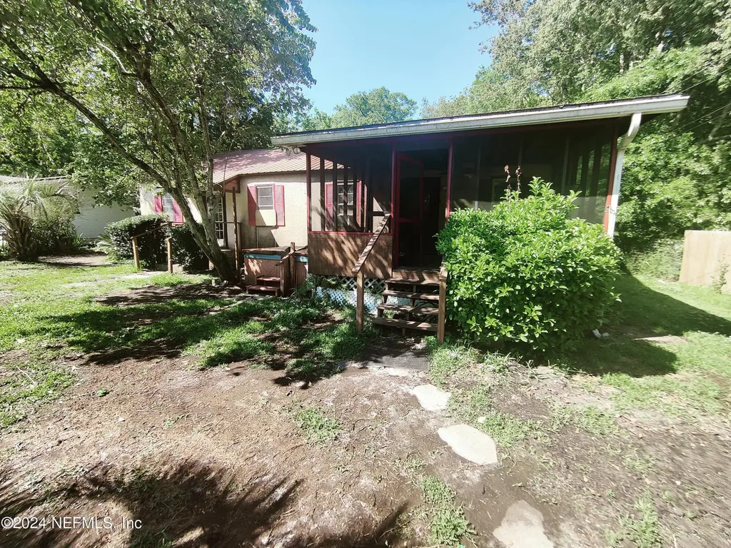 8725 Trilby Avenue Jacksonville FL 32244