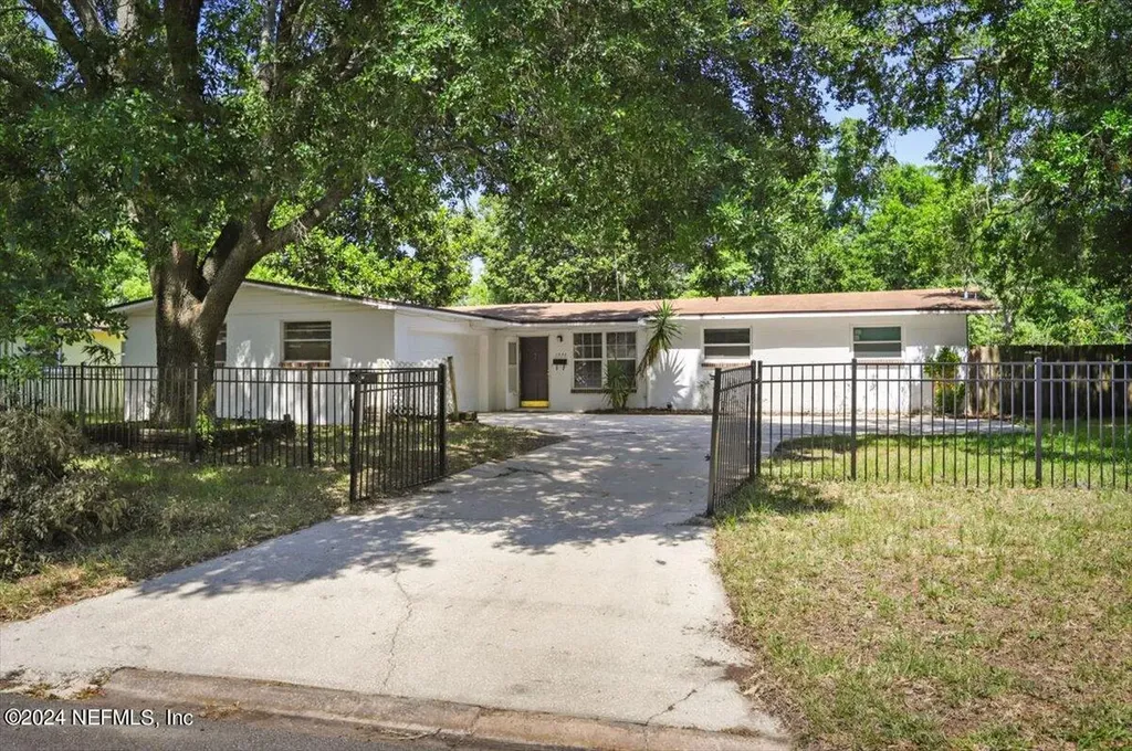 1775 Dibble Circle W Jacksonville FL 32246