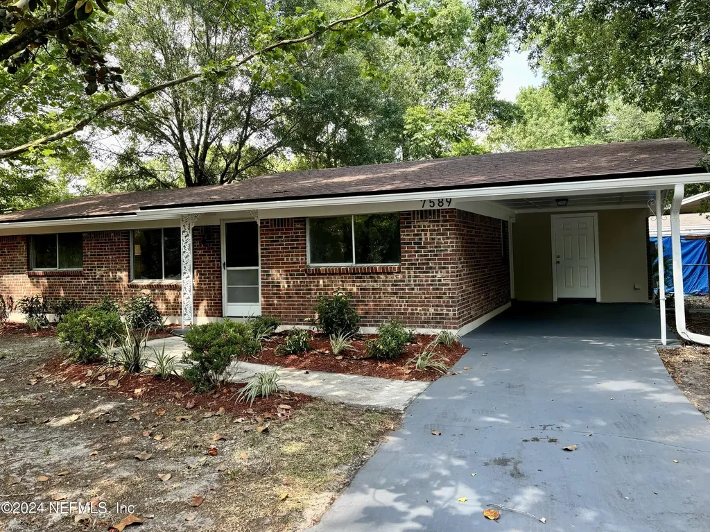 7589 Jana Lane S Jacksonville FL 32210