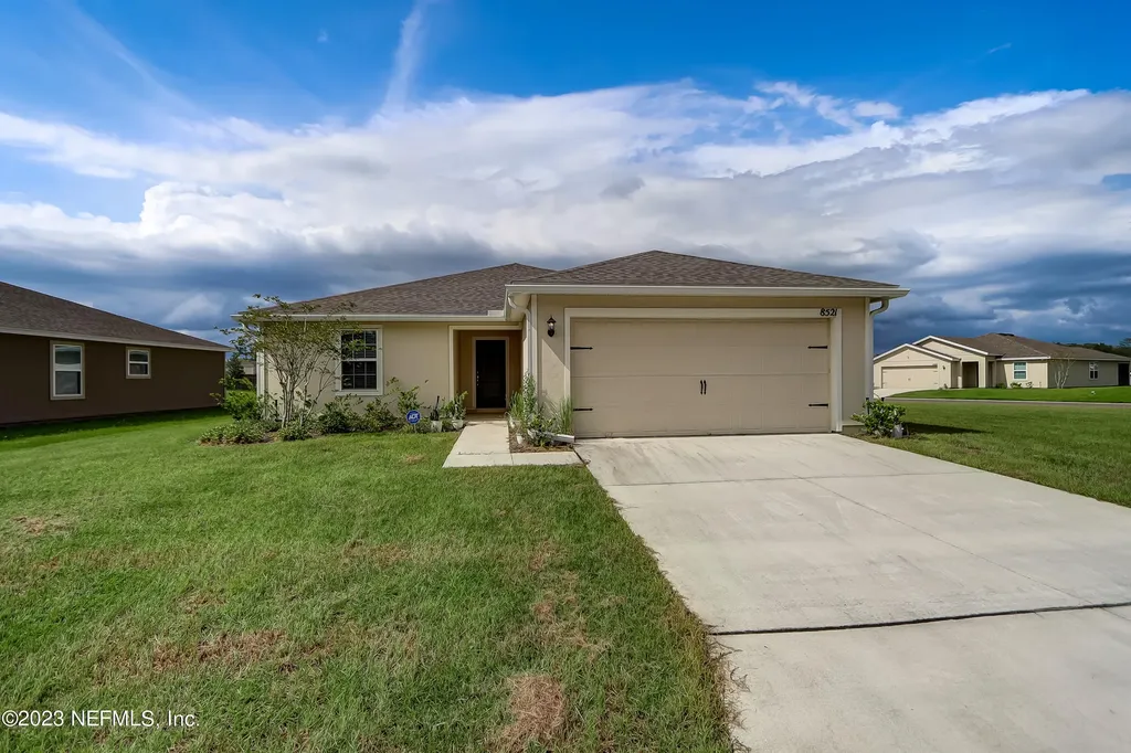 8521 Lake George Circle W Macclenny FL 32063