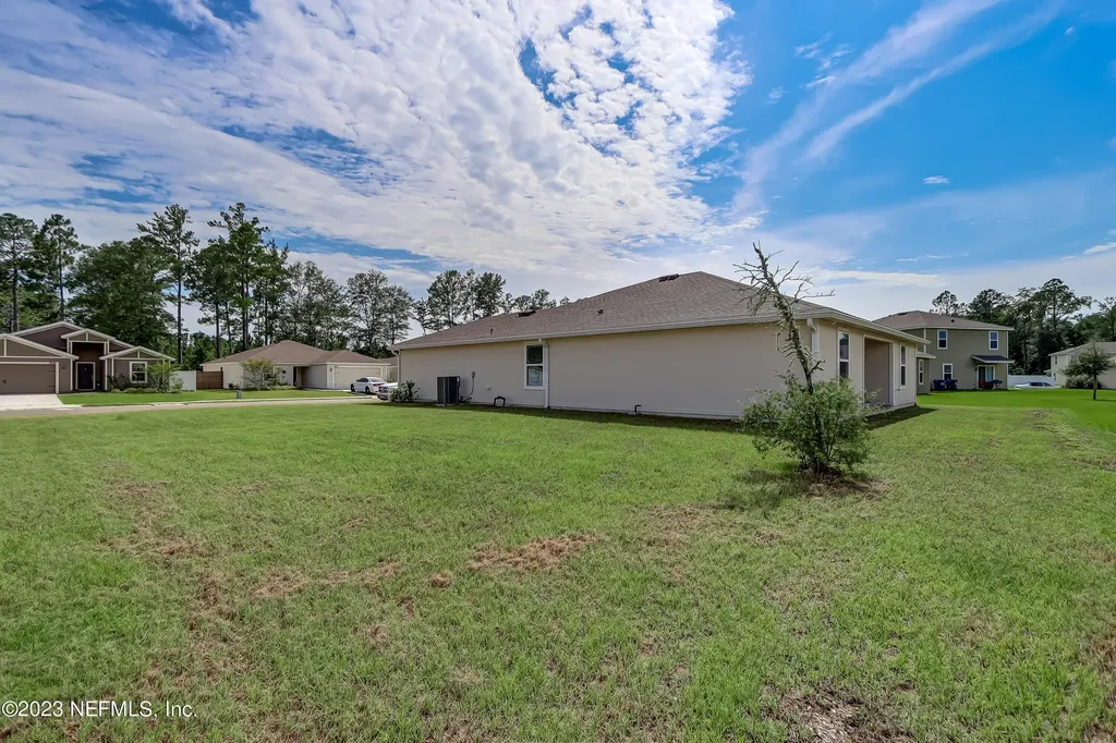 8521 Lake George Circle W Macclenny FL 32063