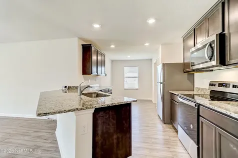 8521 Lake George Circle W Macclenny FL 32063