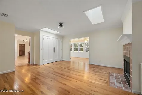 1768 Park Terrace W Atlantic Beach FL 32233