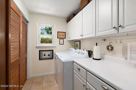 1768 Park Terrace W Atlantic Beach FL 32233