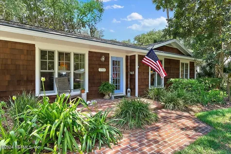 1768 Park Terrace W Atlantic Beach FL 32233